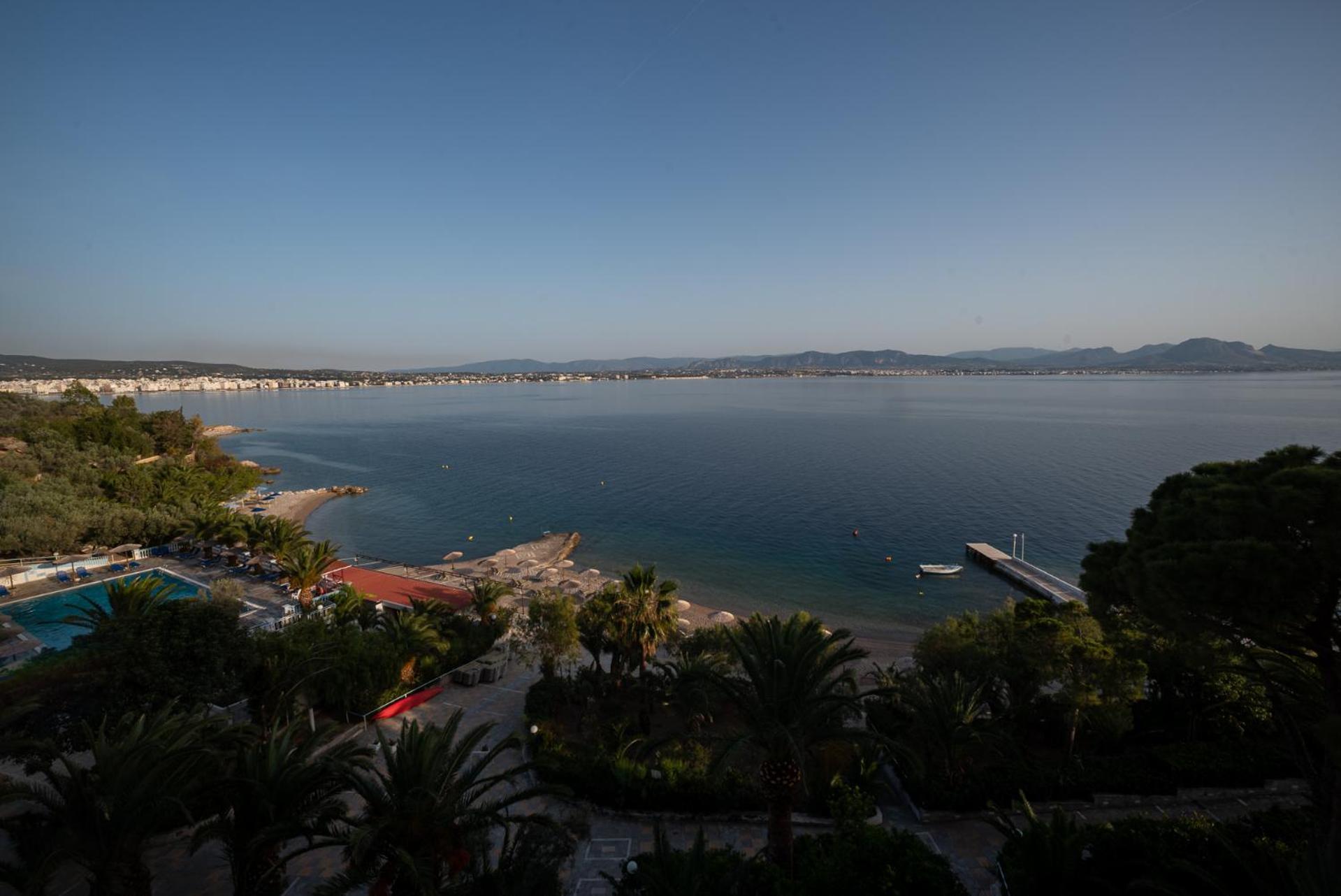 Pappas Hotel Loutraki  Bagian luar foto